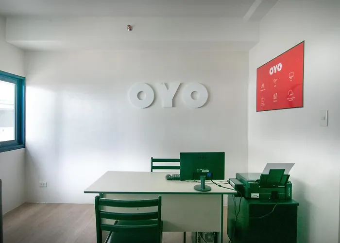 Oyo 450 One Spatial By Filinvest Hotel 2*
