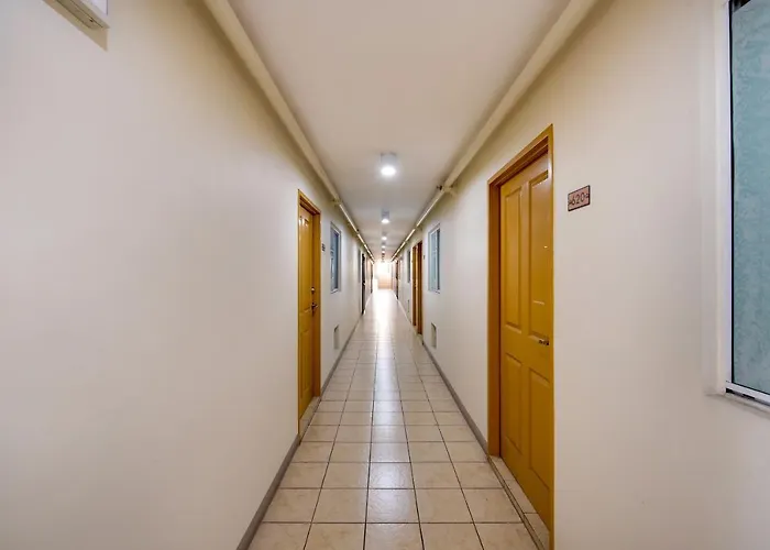 Hotel Oyo 450 One Spatial By Filinvest